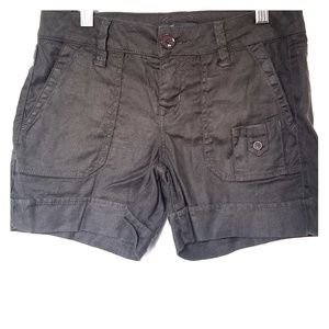 Level 99 linen shorts